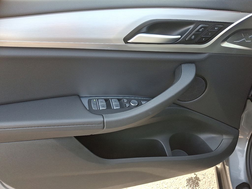 Thumbnail: 2023 BMW X3 - 13