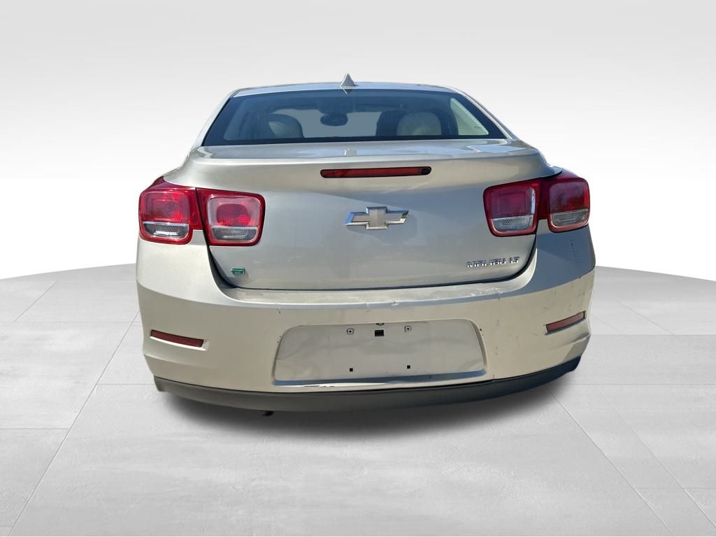 2014 Champagne Silver Metallic Chevrolet Malibu LT FWD Sedan