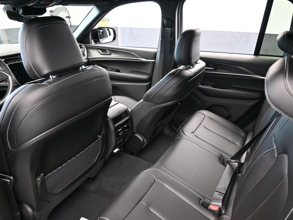 New 2025 Silver Zynith Jeep Limited image 28