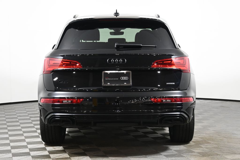 Thumbnail: 2025 Audi Q5 - 6