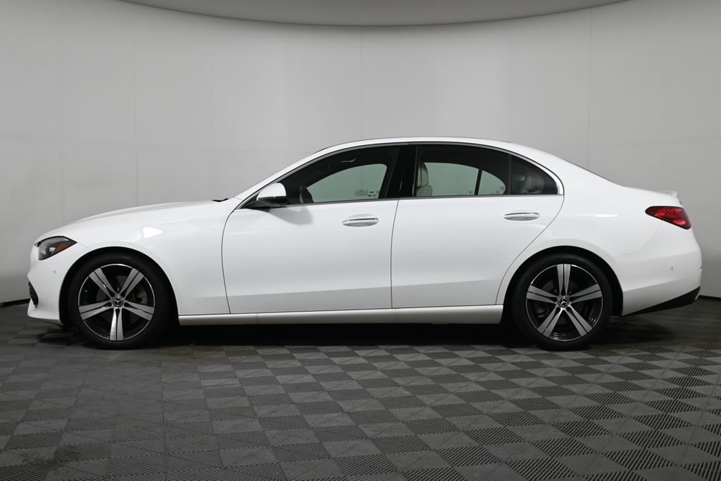 Thumbnail: 2022 Mercedes-Benz C-Class - 2