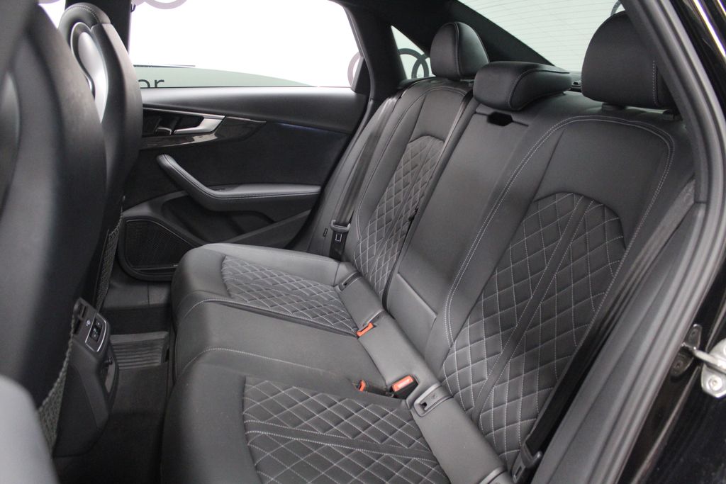 Thumbnail: 2023 Audi S4 - 30