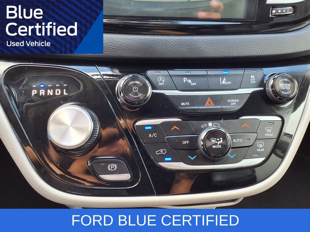2024 Chrysler Pacifica Touring L Black at Community Honda