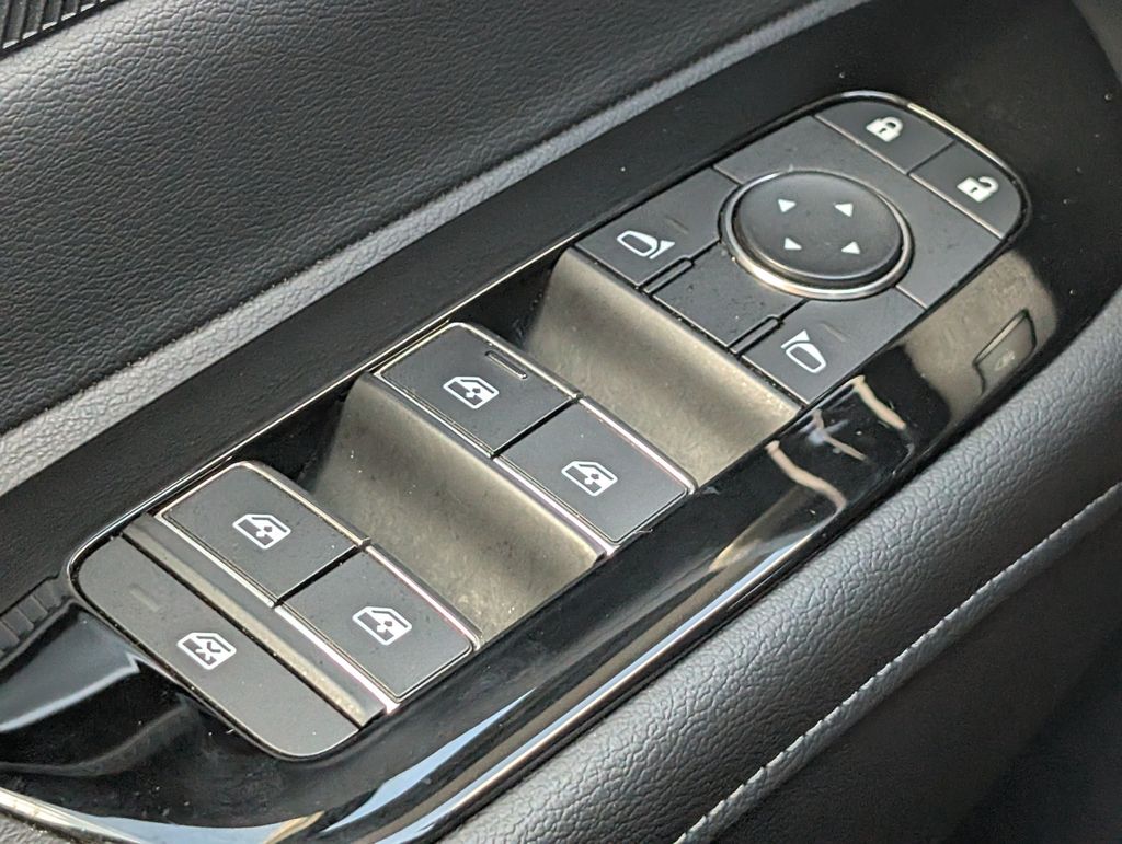 Used 2025 Nissan Murano SUV