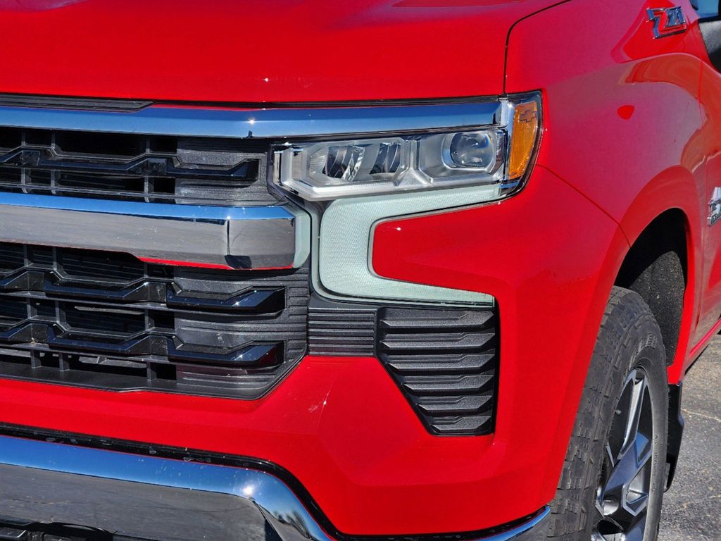 2024 Chevrolet Silverado 1500 LT 5