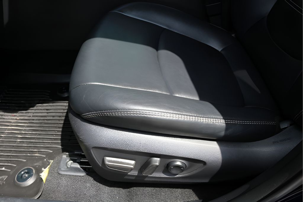 Used Car 2019 Toyota Rav4  Xle Premium For Sale Under $25,000 In Austin, Texas