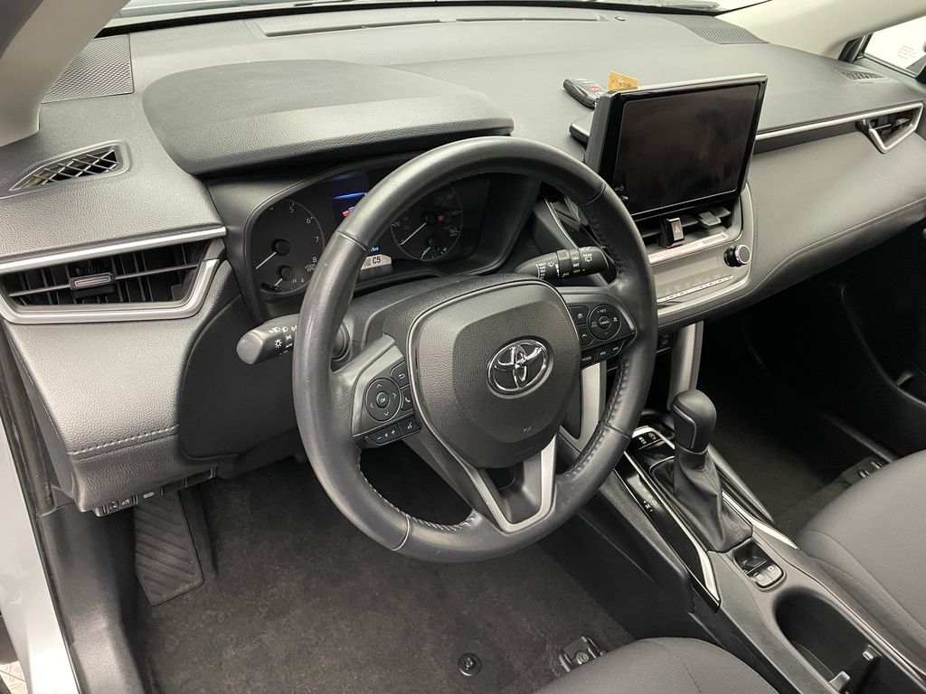 2023 Toyota Corolla Cross LE 11