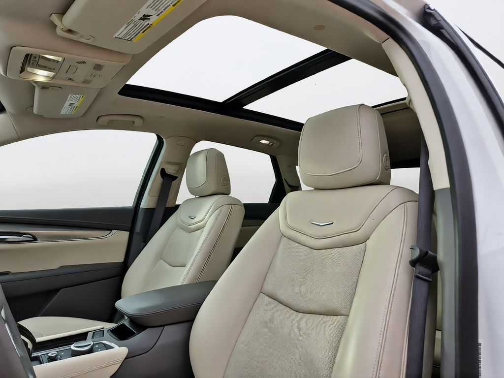 2022 Cadillac XT5 Premium Luxury White at AutoSavvy Houston Northwest