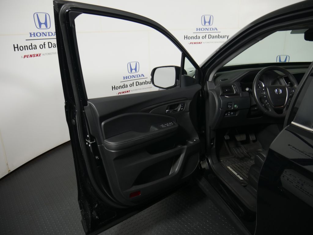 Thumbnail: 2023 Honda Ridgeline - 10