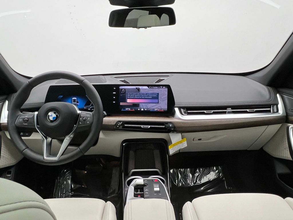 Thumbnail: 2026 BMW X1 - 11