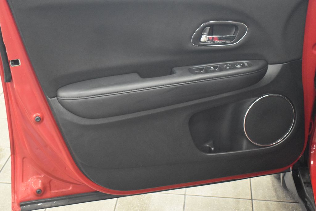 Thumbnail: 2017 Honda HR-V - 14