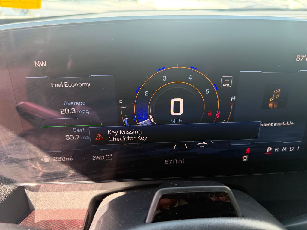 Used 2025 Chevrolet Traverse SUV