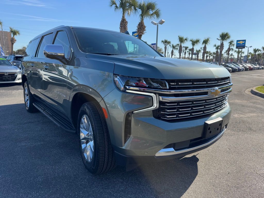 2023 Chevrolet Suburban Premier 10