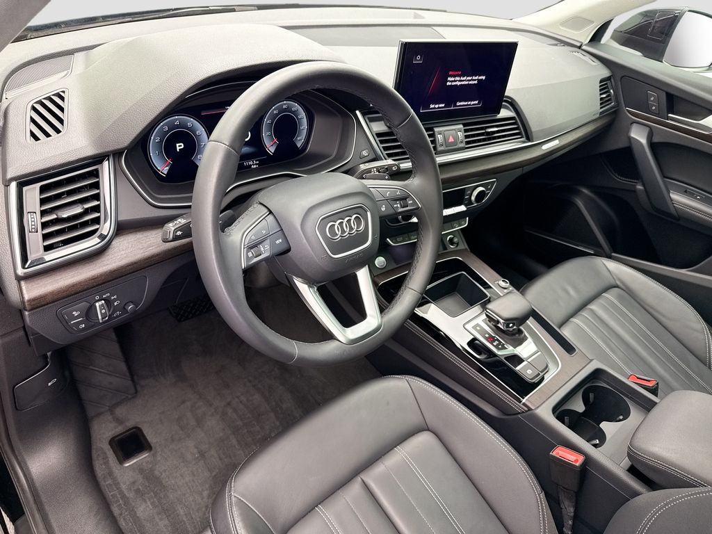 Thumbnail: 2023 Audi Q5 - 9