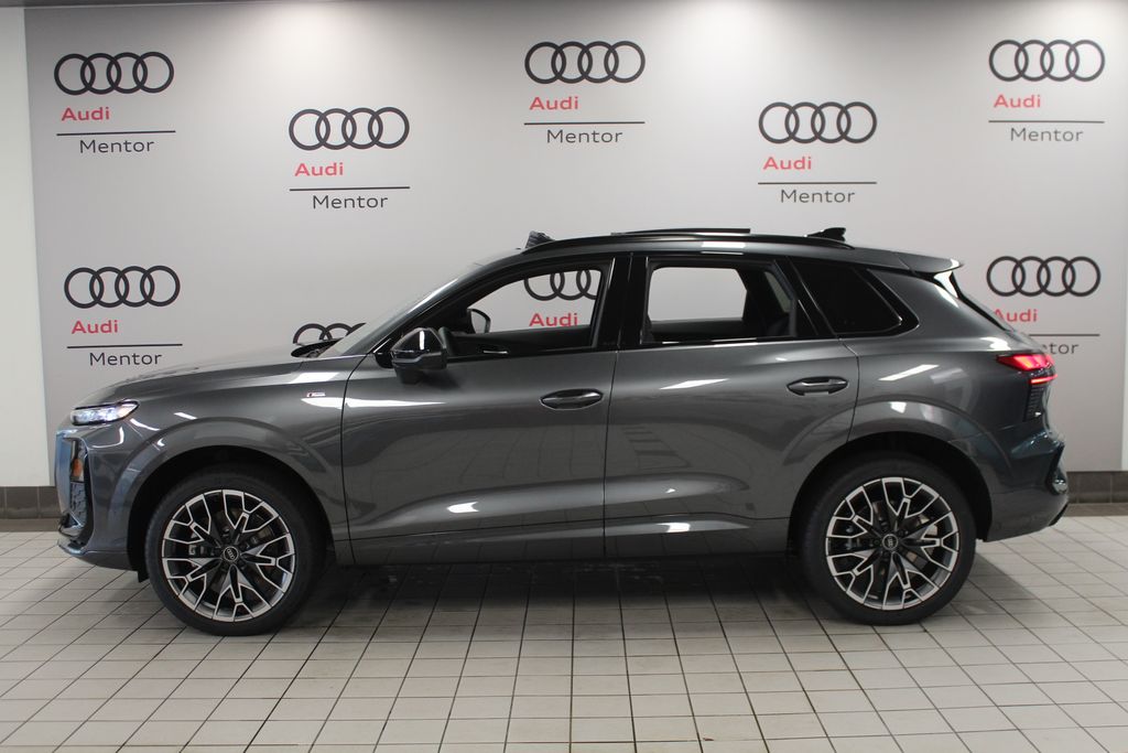 Thumbnail: 2026 Audi Q3 - 3