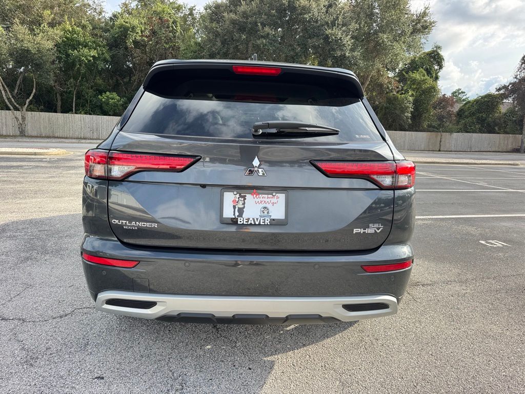 2025 Mitsubishi Outlander PHEV SEL photo 3