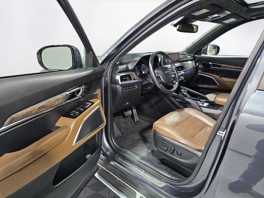 Used 2022 Gray Kia SX image 18