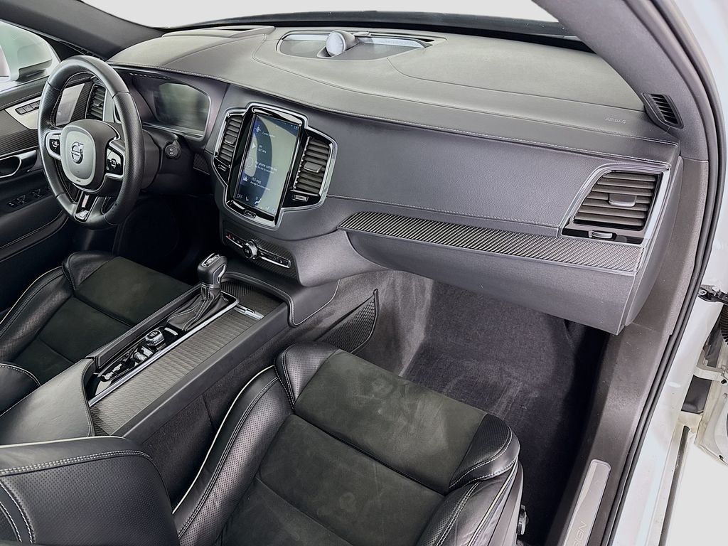 Thumbnail: 2019 Volvo XC90 - 17