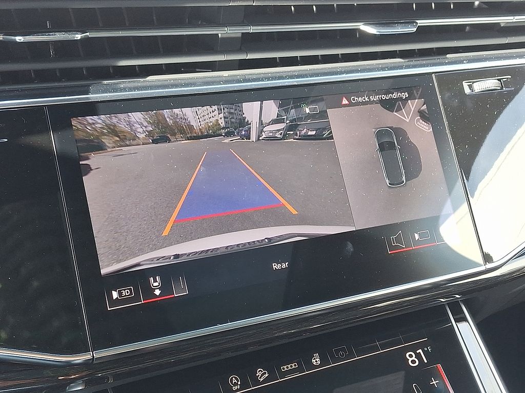 Thumbnail: 2026 Audi Q7 - 15