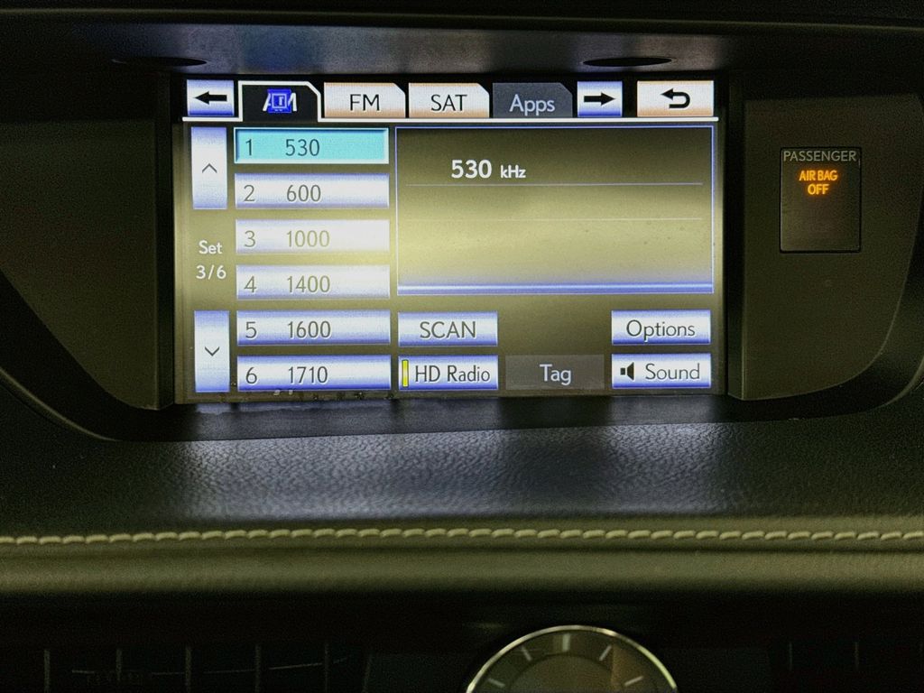 Thumbnail: 2014 Lexus ES - 15