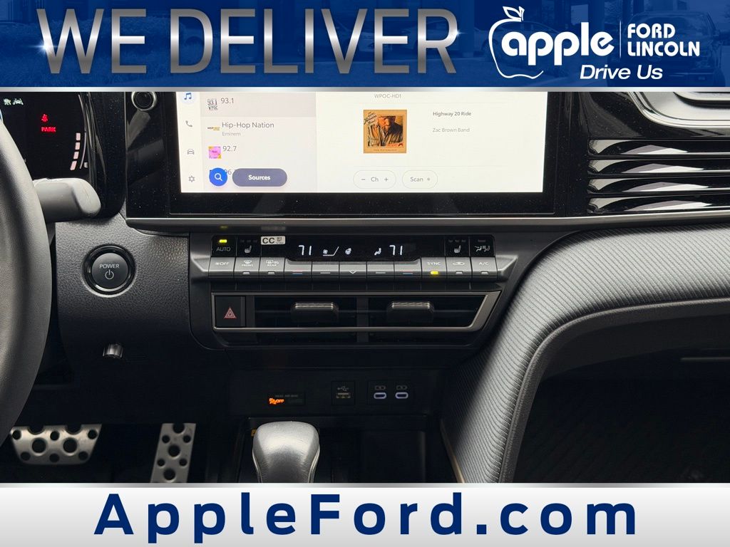 2025 Toyota Camry XSE