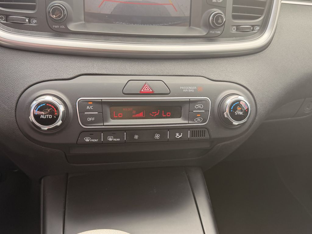2019 Kia Sorento LX Gray at Community Kia