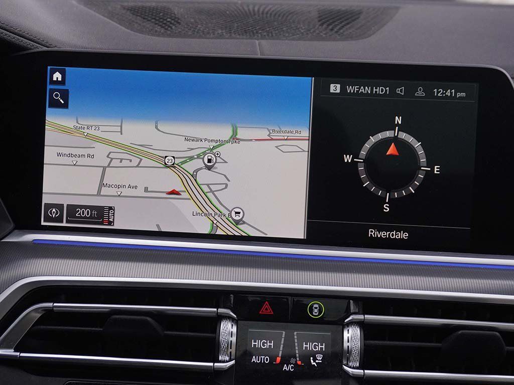 Used 2022 Gray BMW xDrive40i image 54