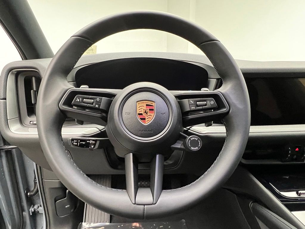 Thumbnail: 2026 Porsche Cayenne - 7