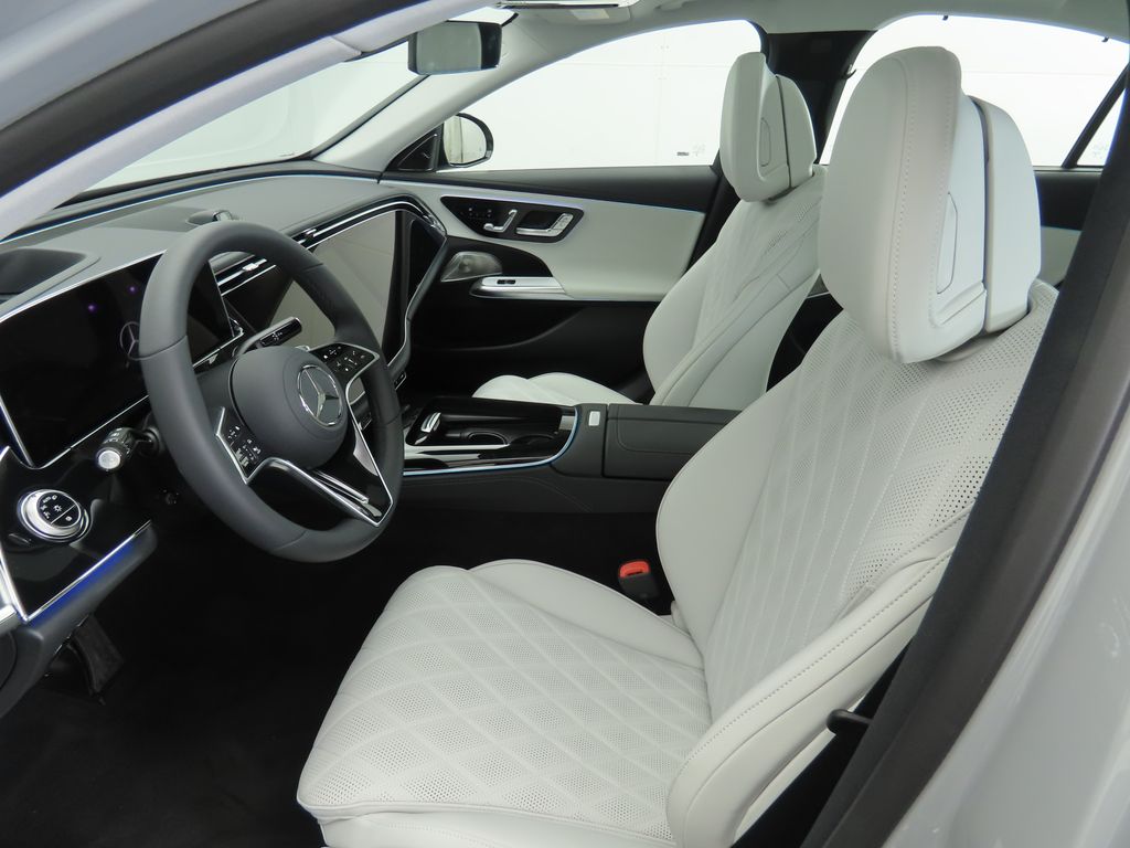 Thumbnail: 2026 Mercedes-Benz E-Class - 20