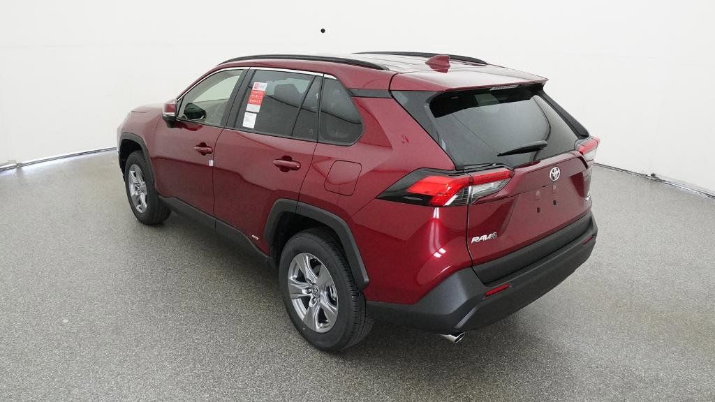 Thumbnail: 2025 Toyota RAV4 - 15