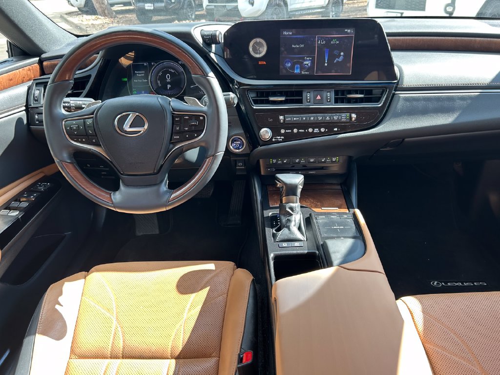 Used 2022 Lexus ES Sedan