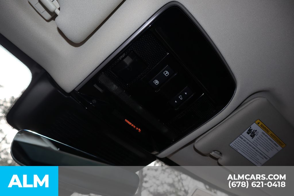 Used 2025 Gray Land Rover SE image 40