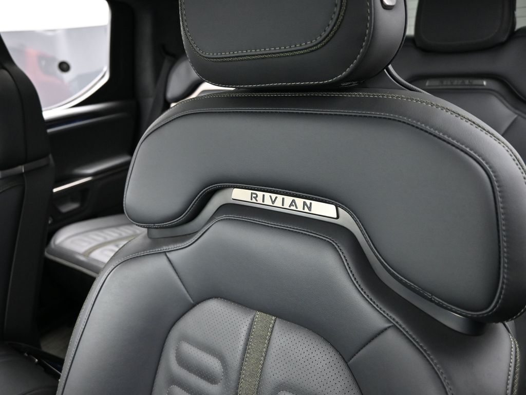 2022 Rivian R1T Adventure