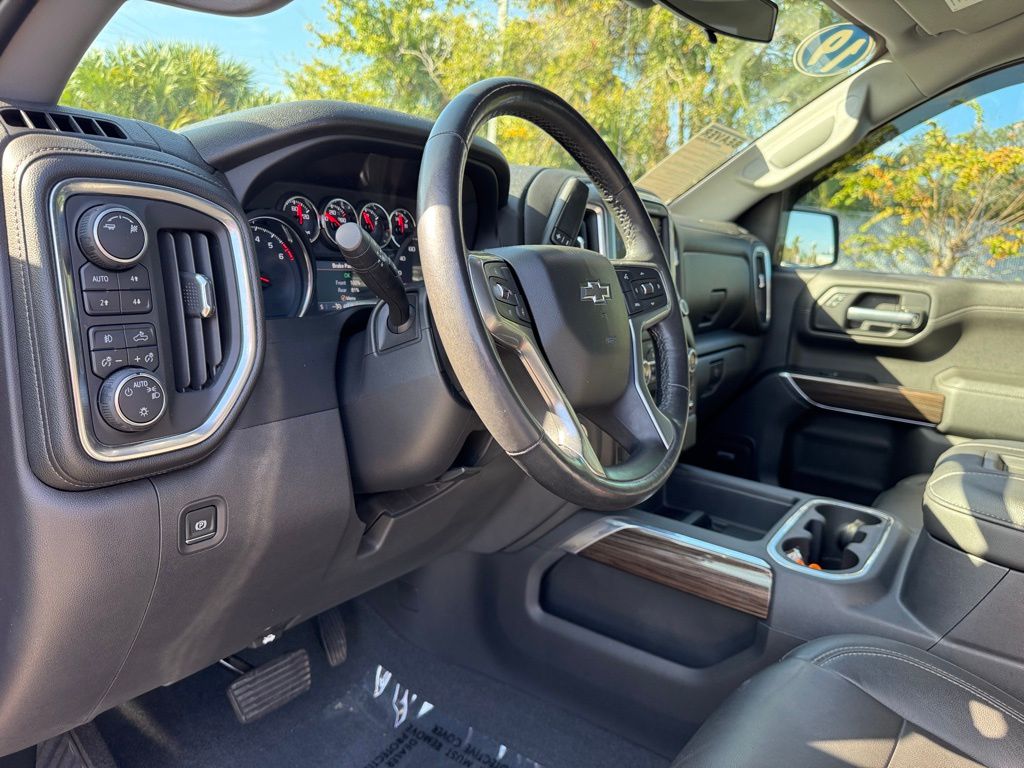 2019 Chevrolet Silverado 1500 RST 33