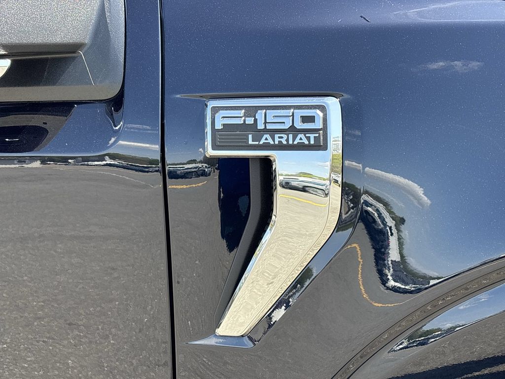 New 2026 Blue Ford Lariat image 29