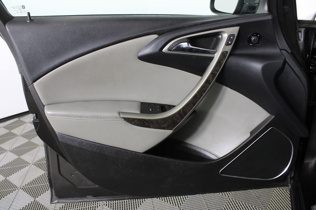 Used 2013 Buick Verano for sale in 