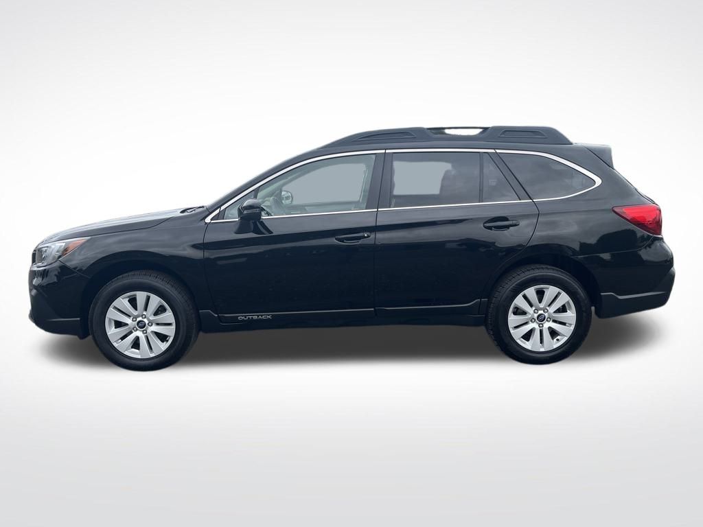 2019 Crystal Black Silica Subaru Outback 2.5i Premium AWD SUV
