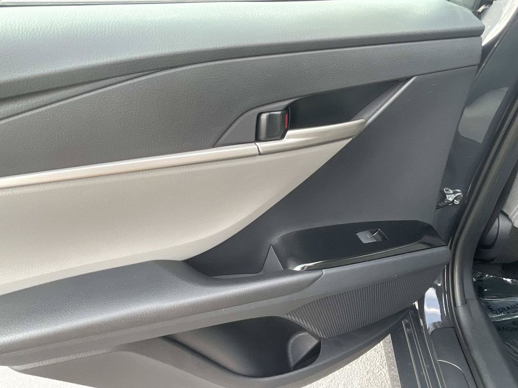 New 2026  Toyota LE image 11