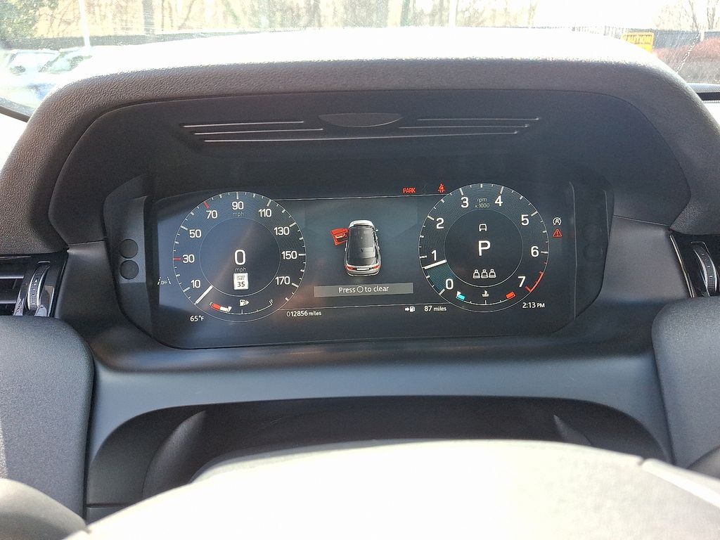 2024 Land Rover Discovery Sport S 23