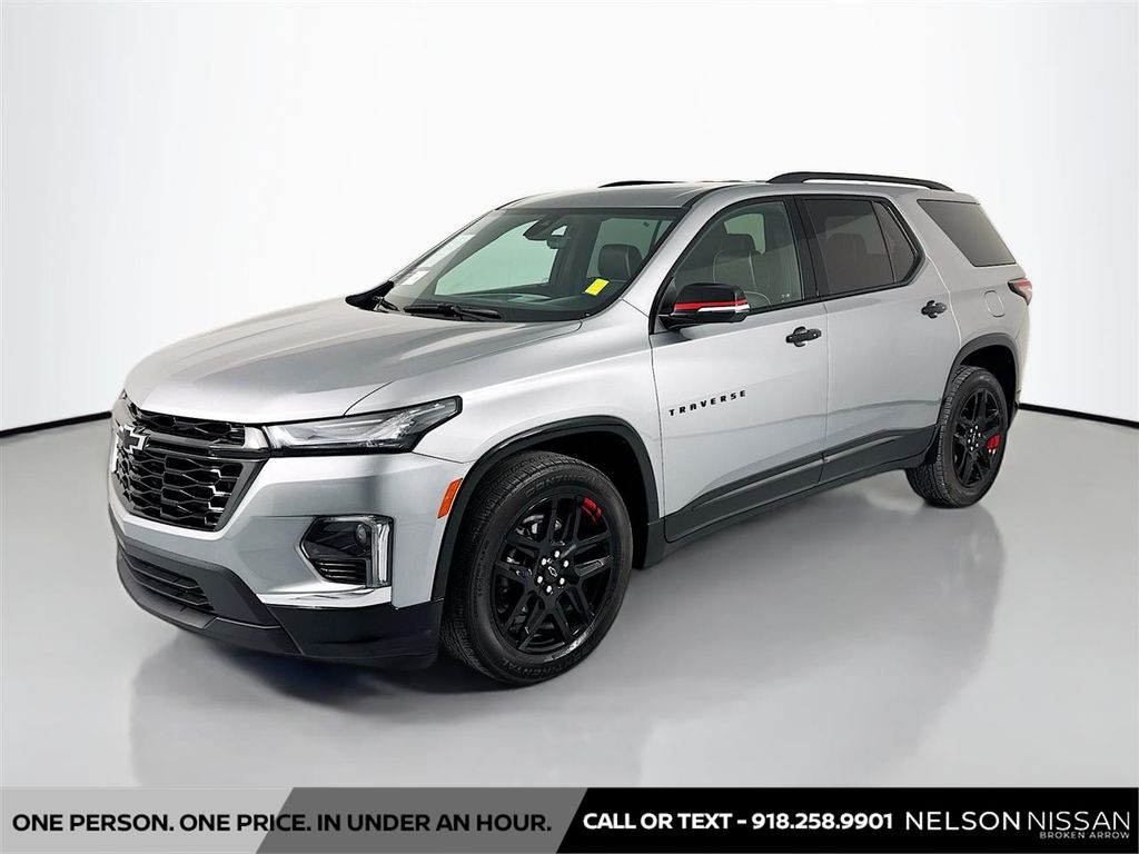 Sterling Gray Metallic 2024 Chevrolet Traverse SUV / Crossover Four-Wheel Drive 9-Speed Automatic