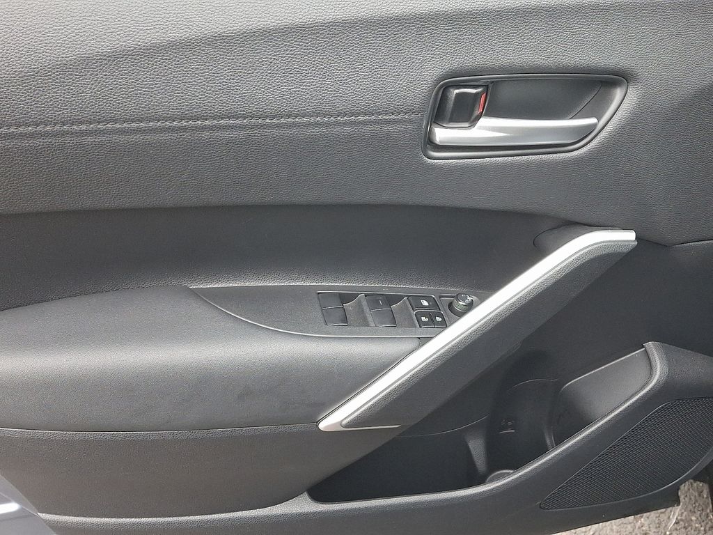 Thumbnail: 2023 Toyota Corolla Cross - 13