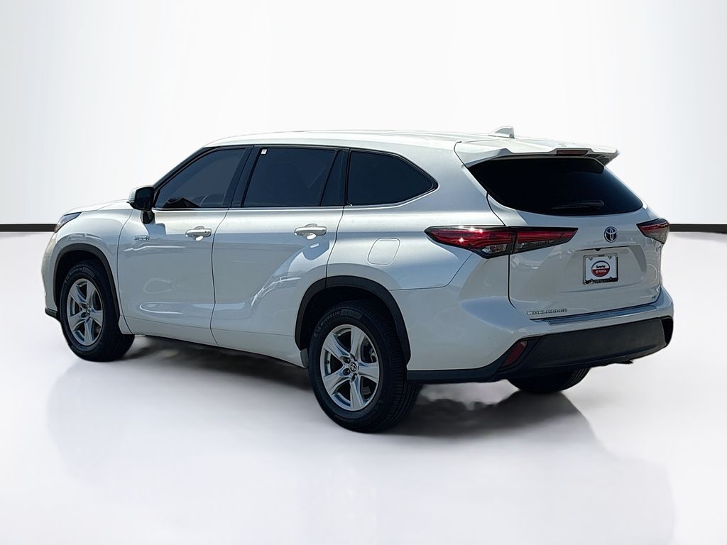 Thumbnail: 2021 Toyota Highlander - 7