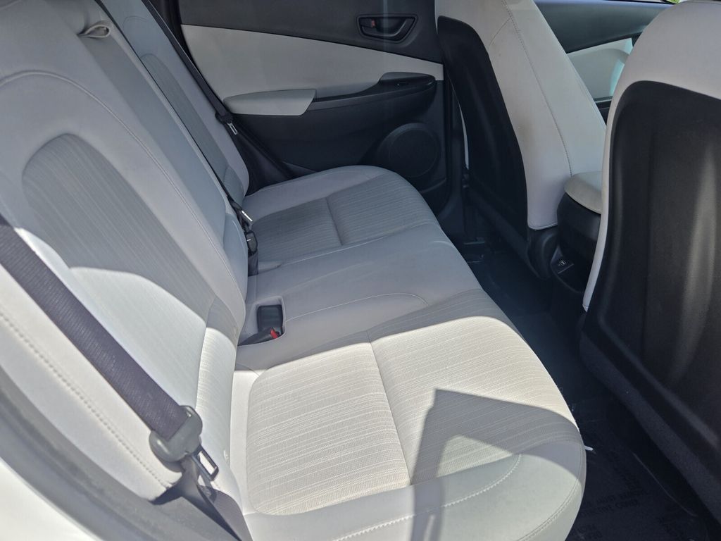 2023 Hyundai Kona - $19,599