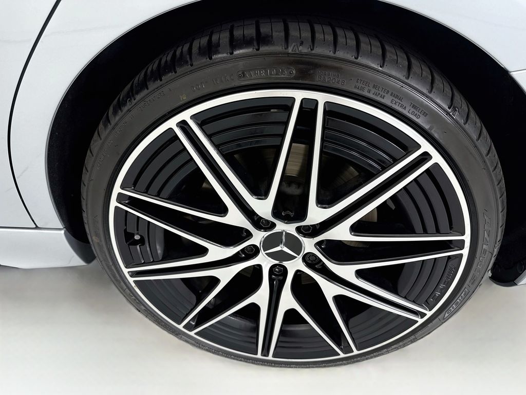 Thumbnail: 2023 Mercedes-Benz C-Class - 30
