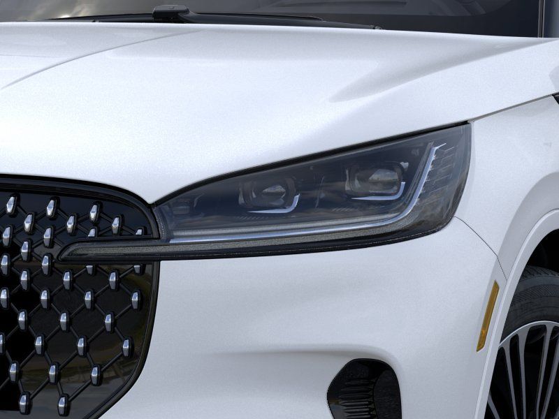 Thumbnail: 2026 Lincoln Aviator - 18