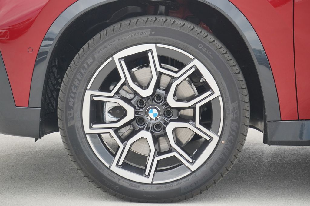 Thumbnail: 2026 BMW X1 - 5