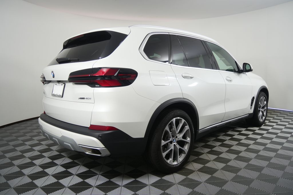 Thumbnail: 2024 BMW X5 - 3