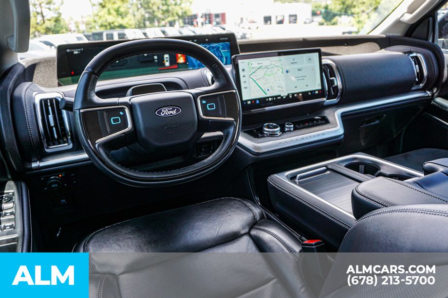 Used 2025 Black Ford Platinum image 29