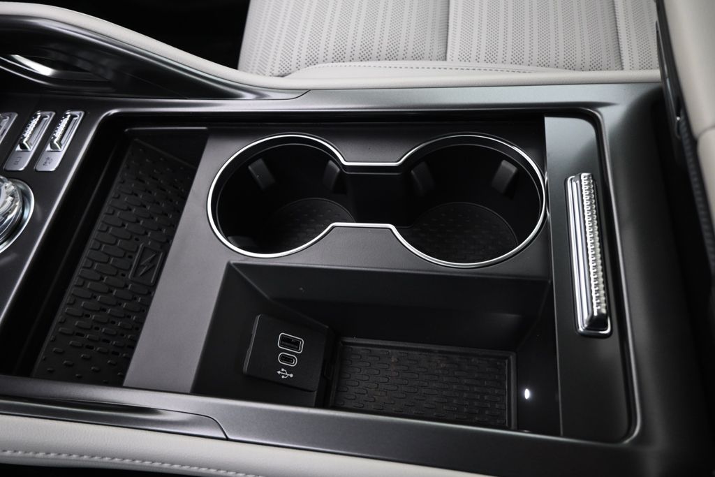 New 2026 Gray Lincoln Reserve image 29