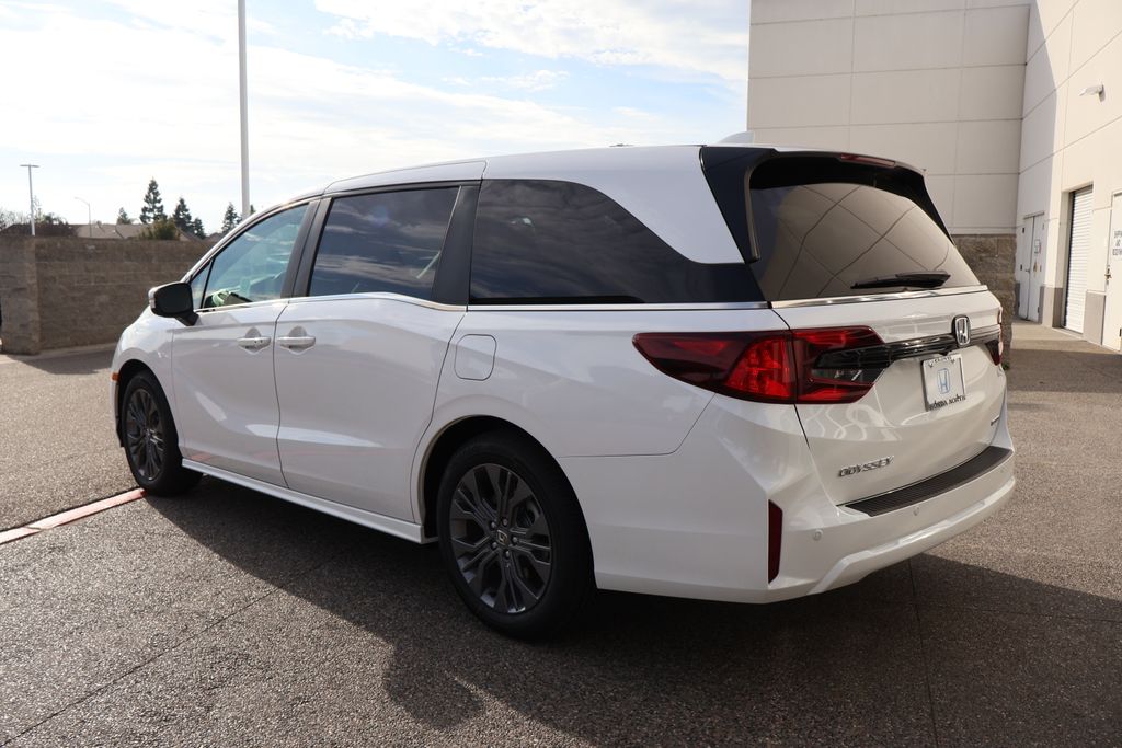 2025 Honda Odyssey Touring 7